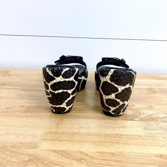 Stuart Weitzman Clipper Giraffe Slip On Platform Buckle Wedge Sandals, Size 7.5 - Picture 9 of 11